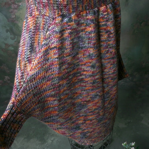 Elan HiLo Butterfly 3/4 Sleeve Multicolor Design S - Picture 3 of 8